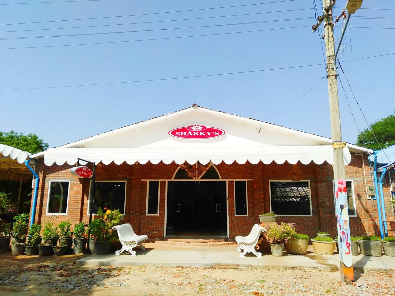 Sharky's Bagan Deli and Cafe