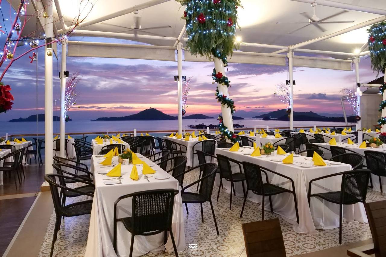 Victoria Cliff Hotel and Resort